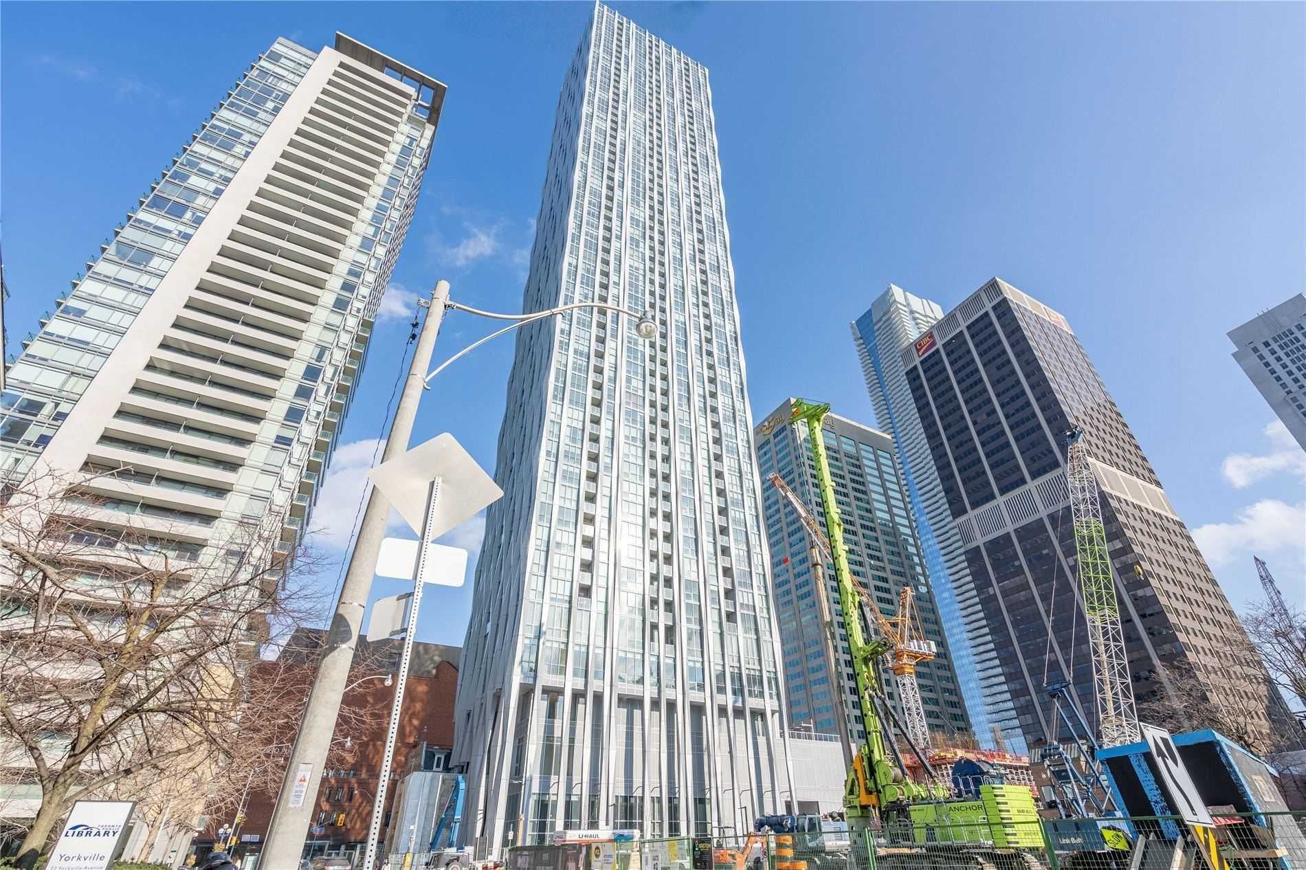 1 Yorkville Avenue 705