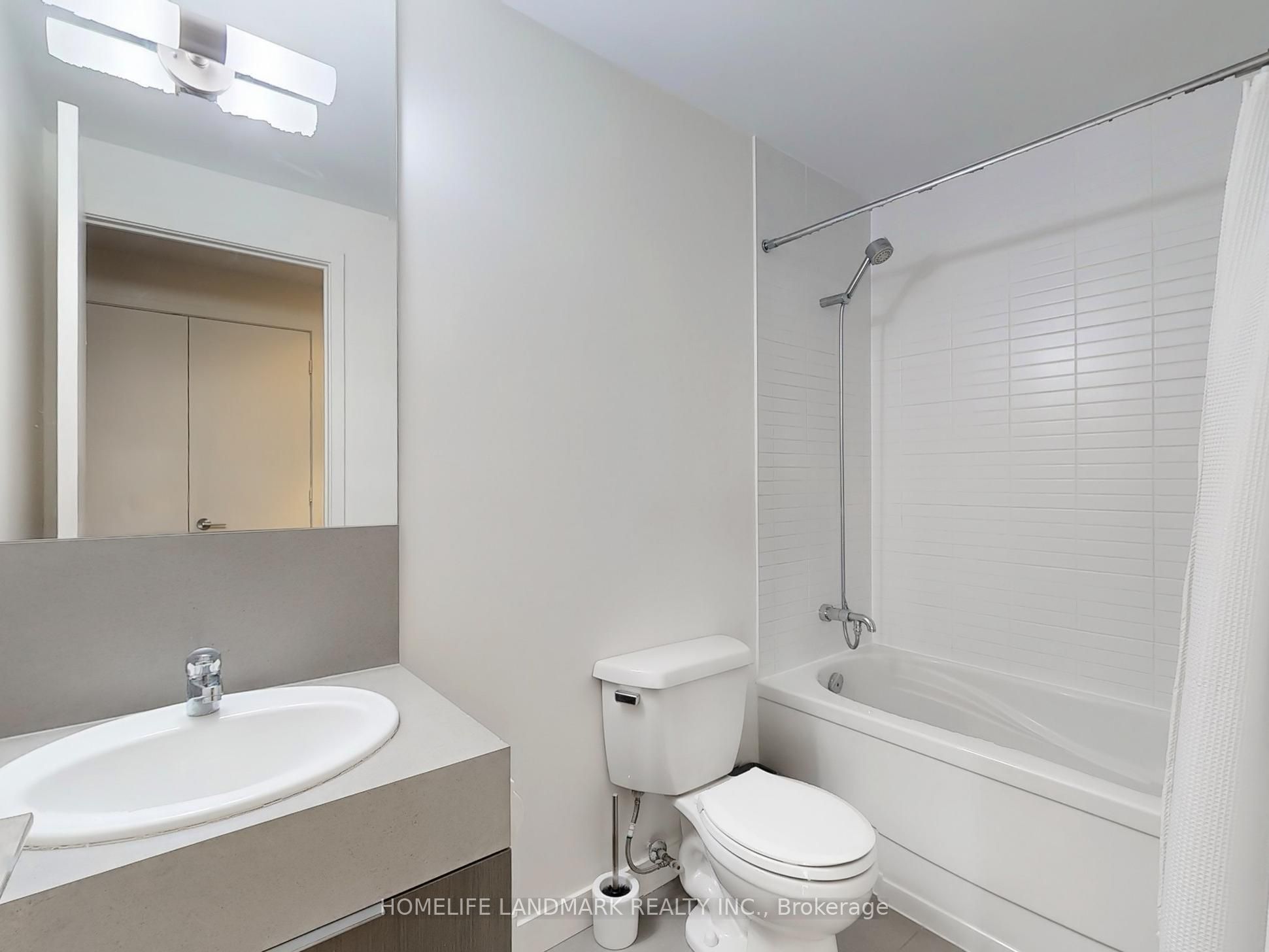 110 Charles Street E, #3607