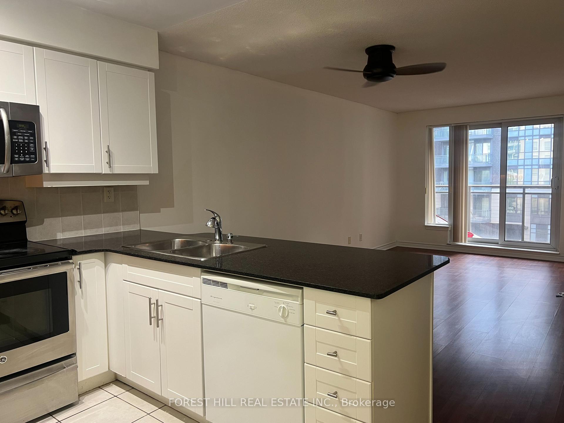 2 Bedrooms Condo at 19 Barberry, Toronto For sale