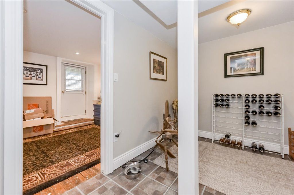 119 John Street W