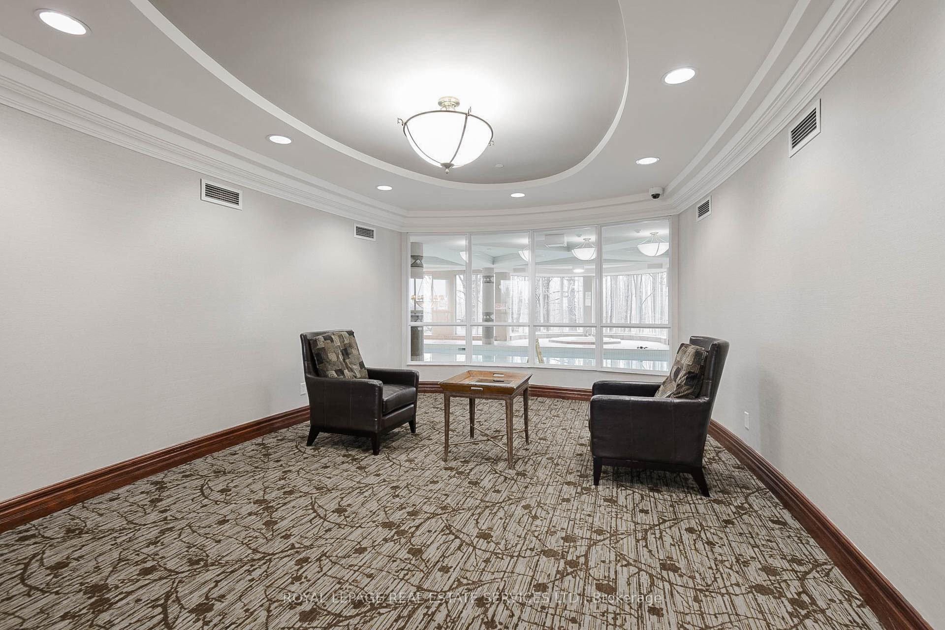 2 Bedrooms Condo at 2585 Erin Centre,  Mississauga For sale