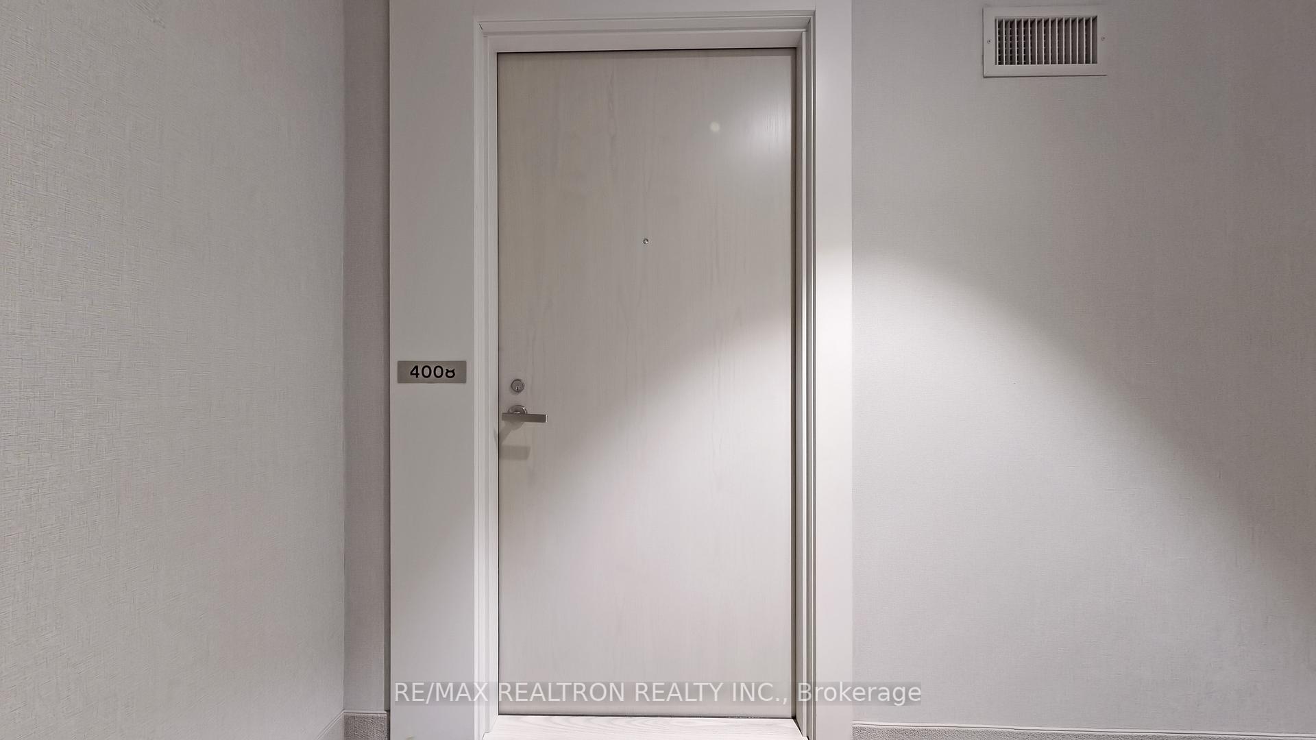 2 Bedrooms Condo at 138 Downes, Toronto For sale