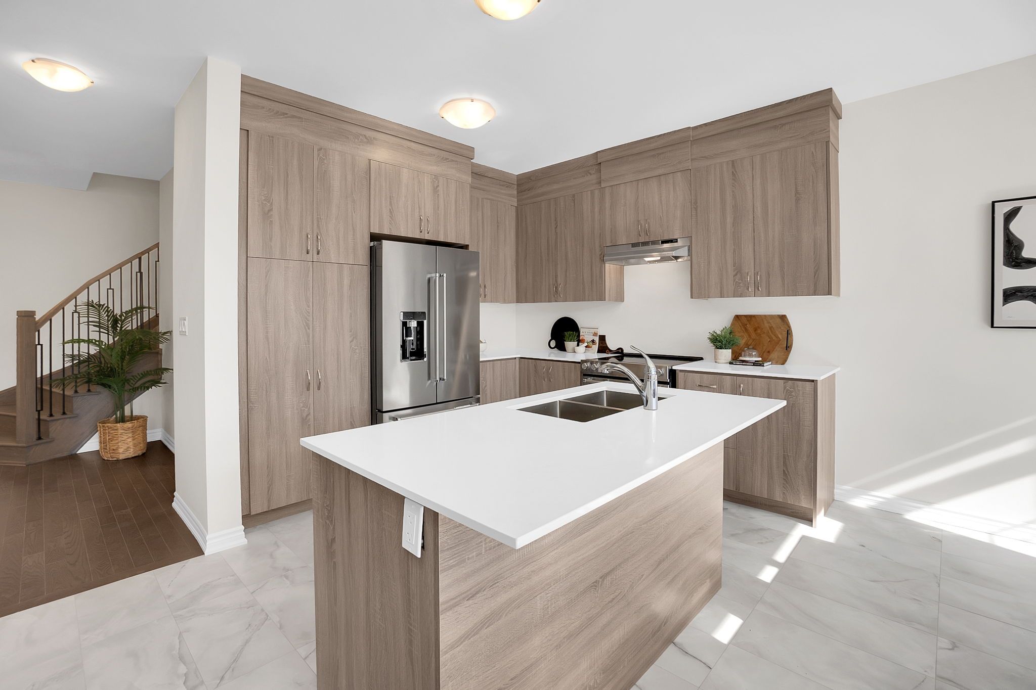 206 Ferragine Crescent