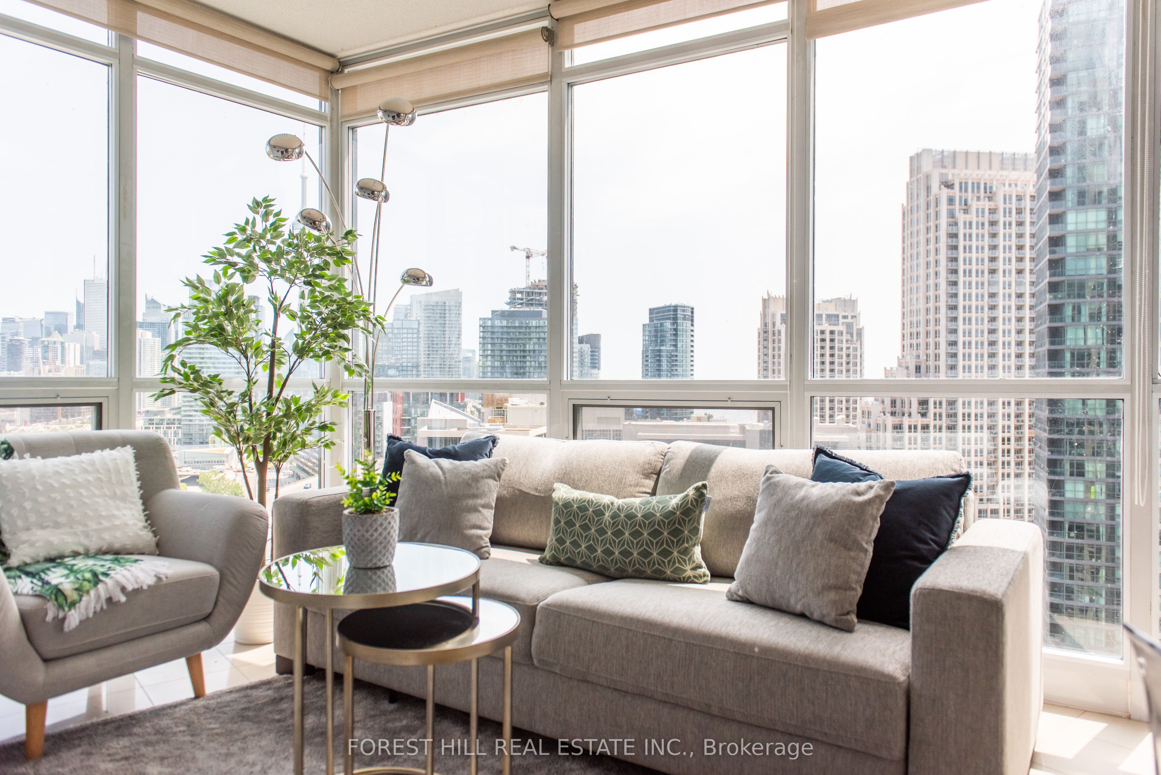 231 Fort York Boulevard, #2111