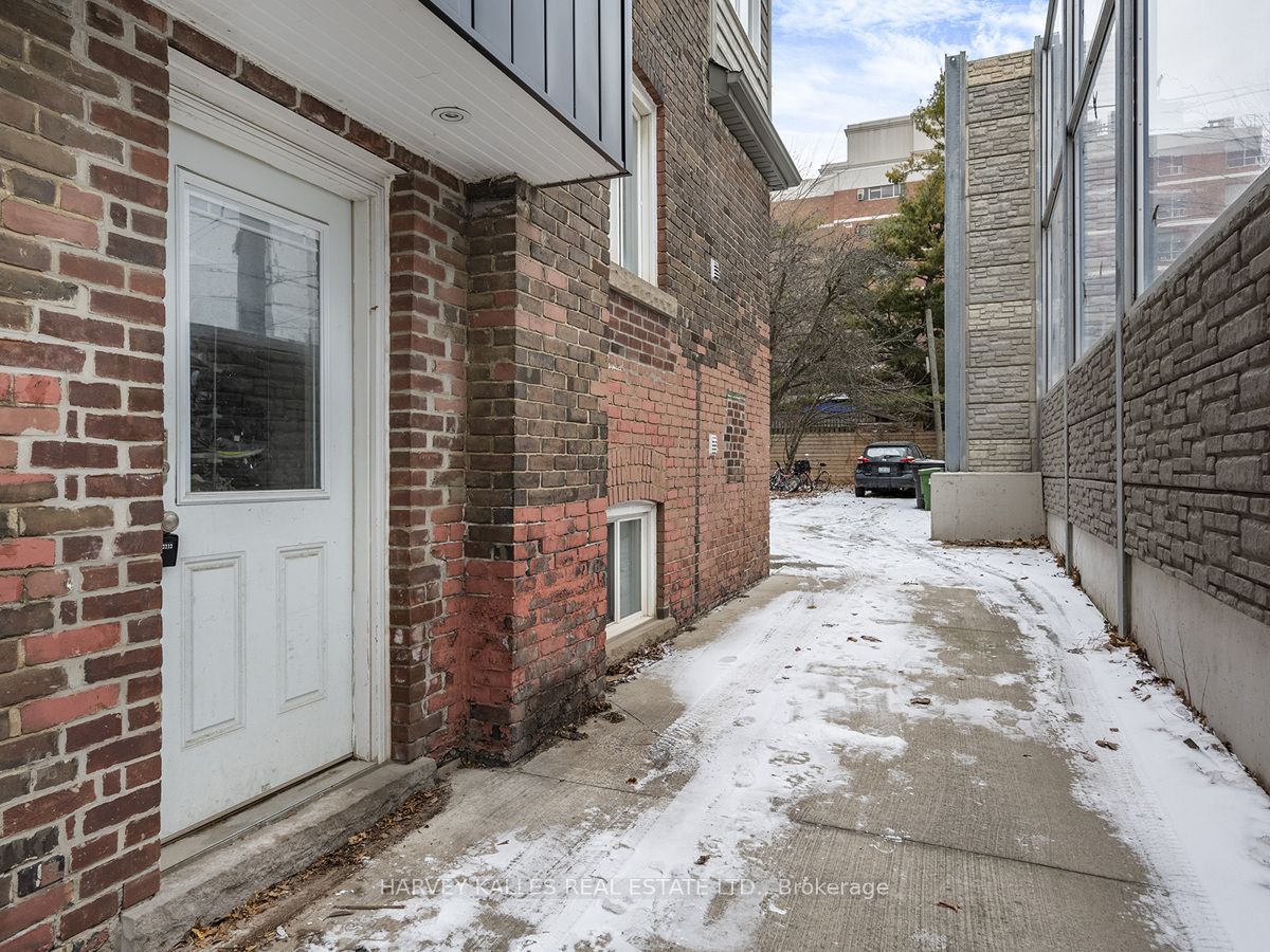 39 Sunnyside Avenue Upper