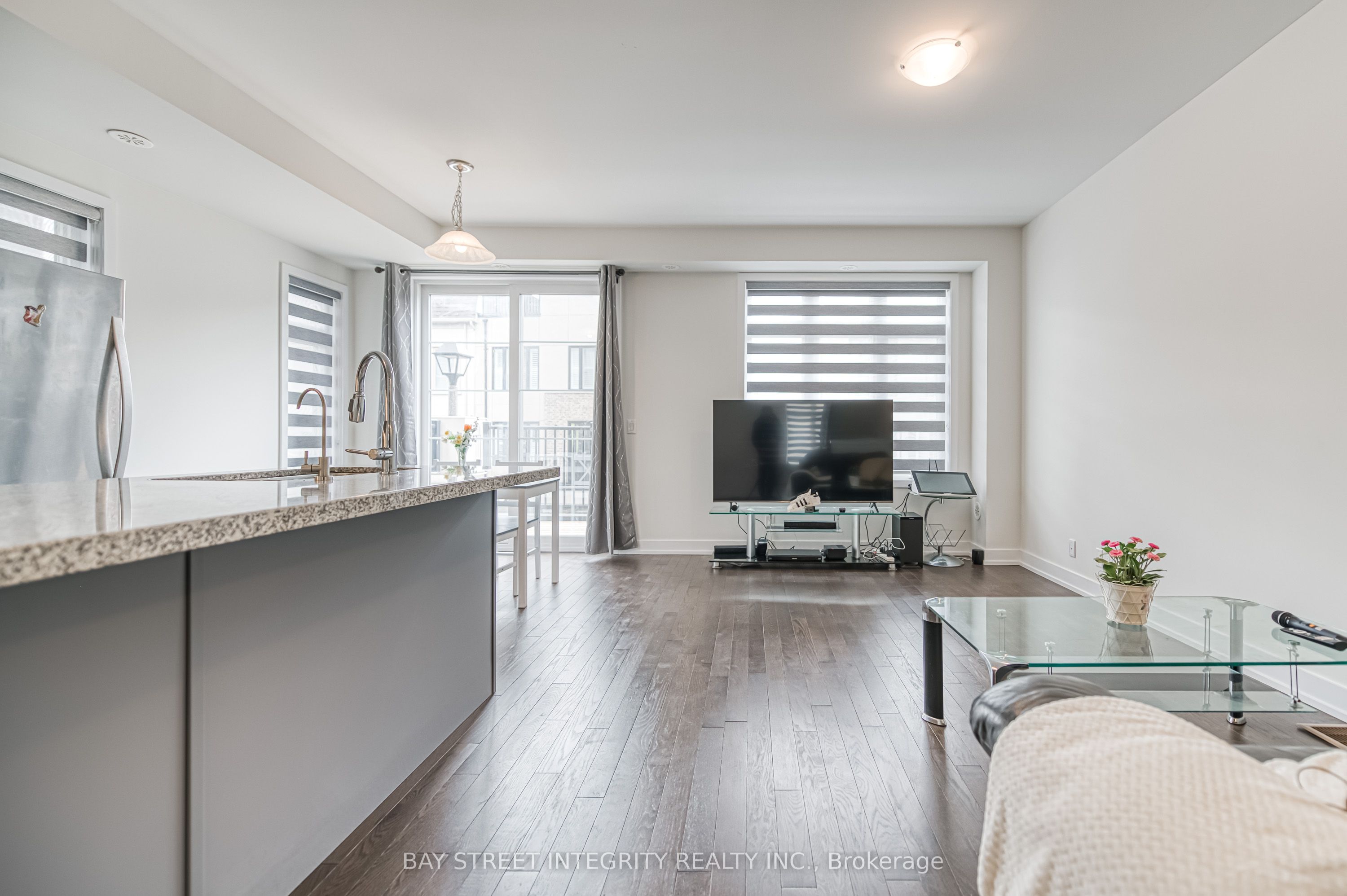 94 Guardhouse Crescent