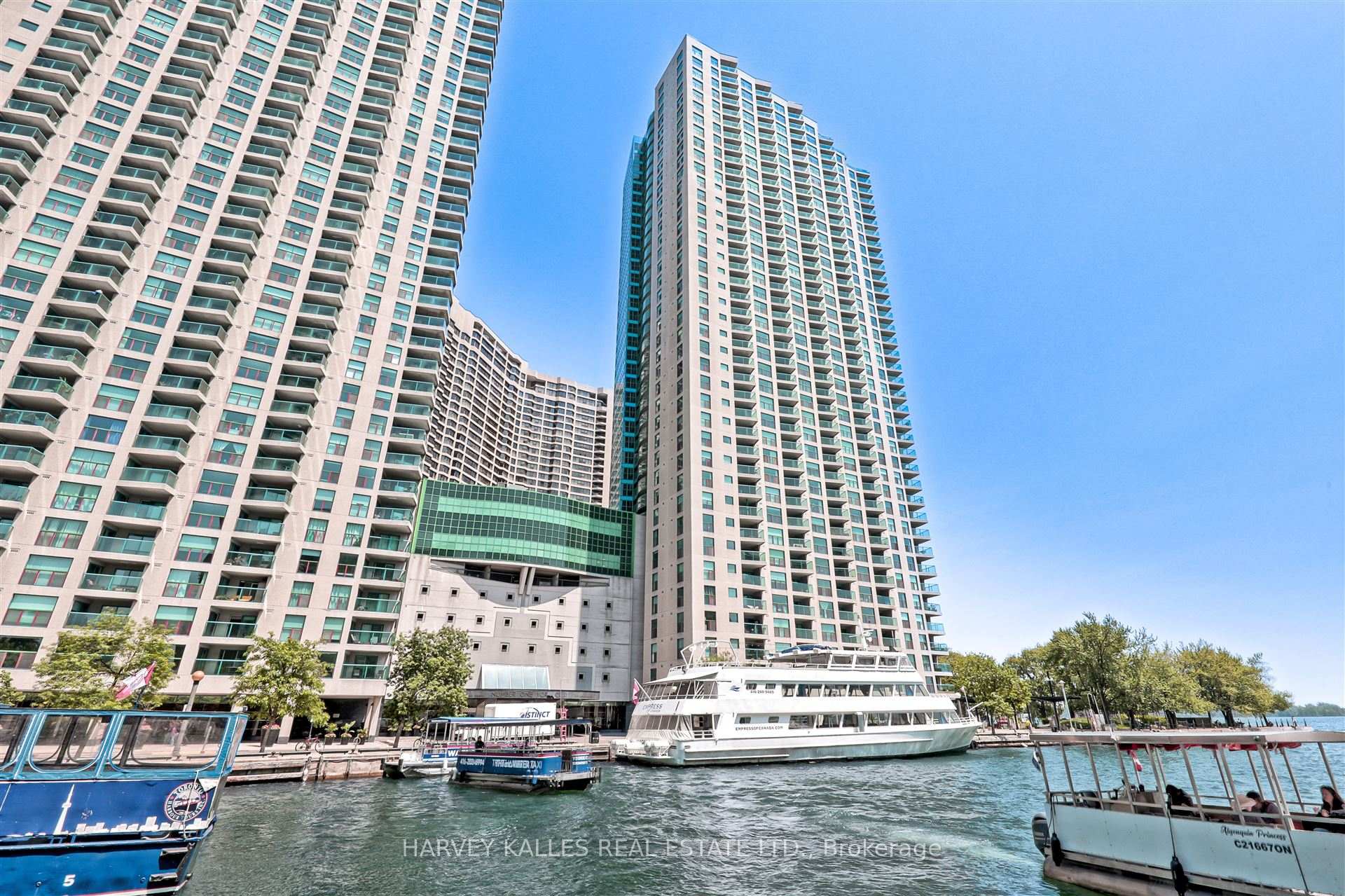 99 Harbour Square 2506