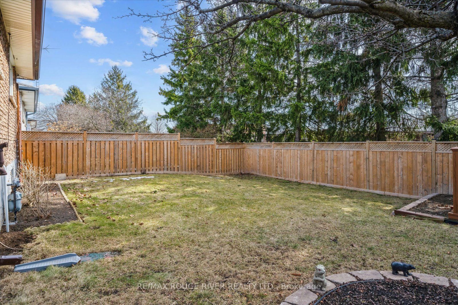 270 Labrador Drive