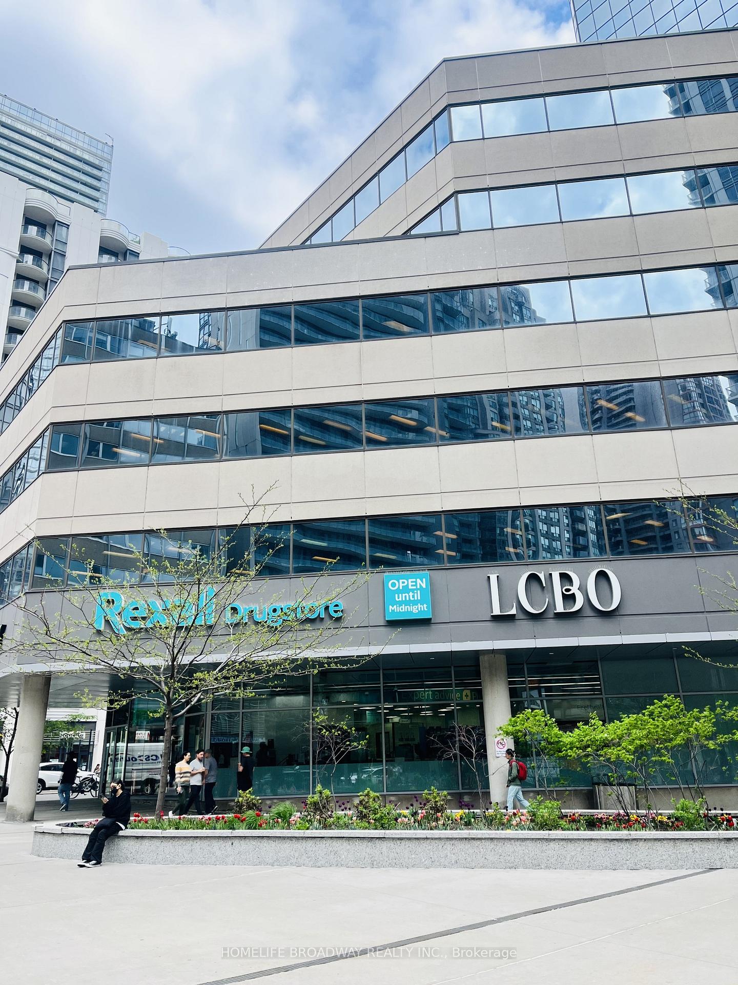 Condo at 763 Bay, Toronto For sale