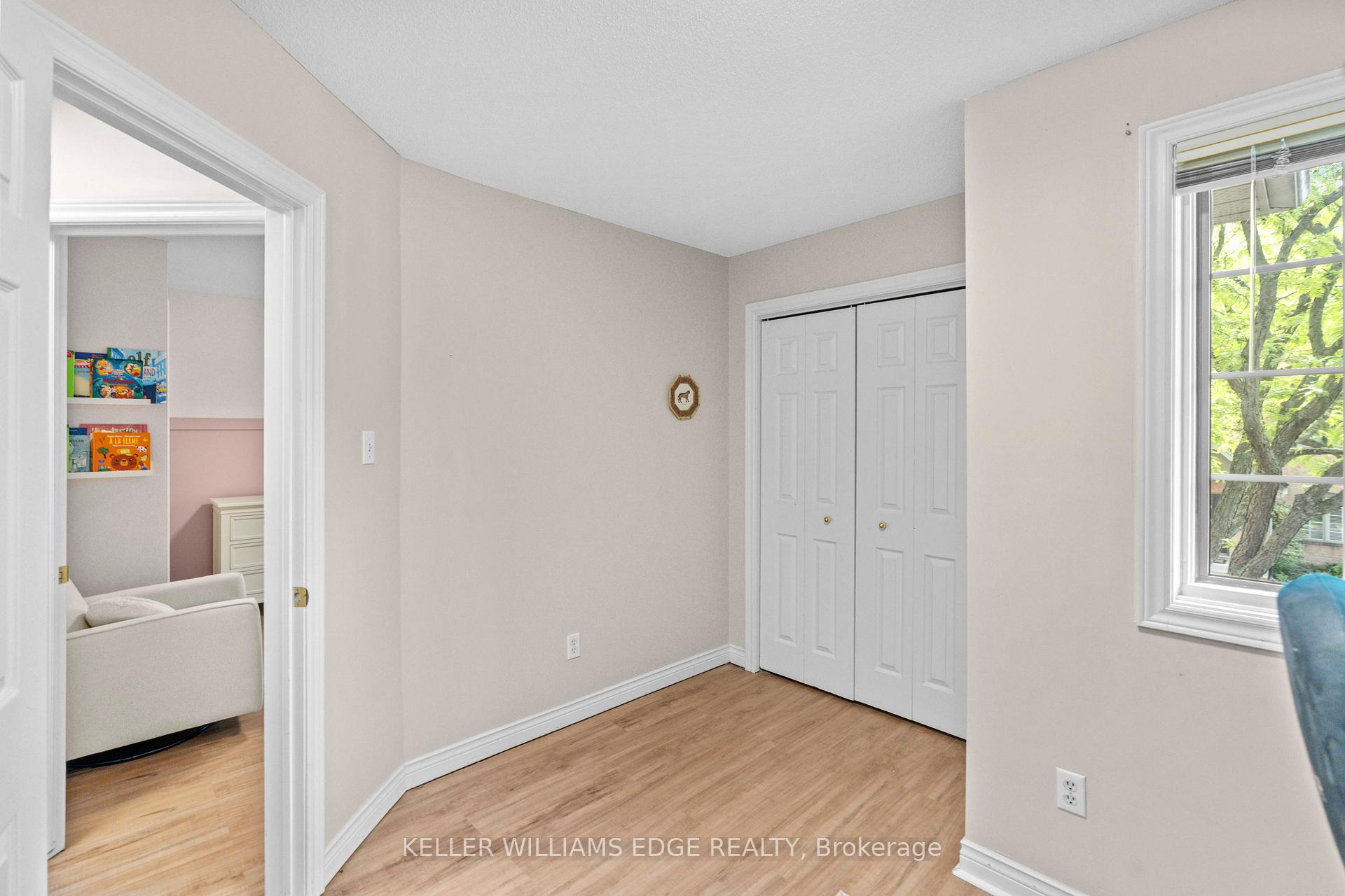 3 Bedrooms Condo at 320 Hamilton, Hamilton For sale