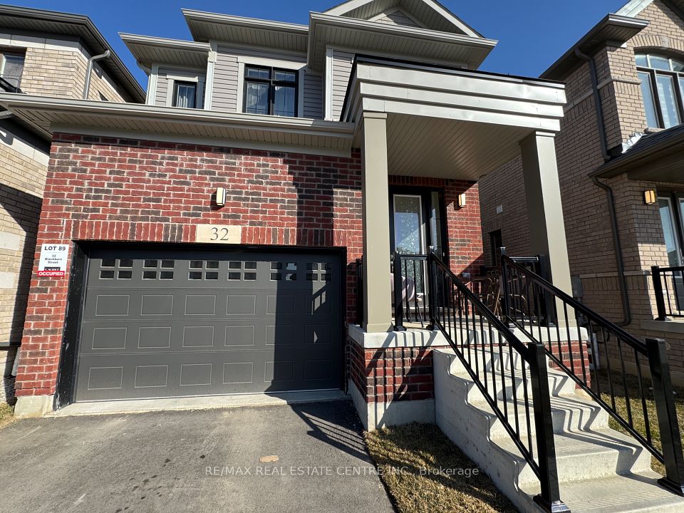 32 Blackburn Street, Cambridge, ON N1S 0E1