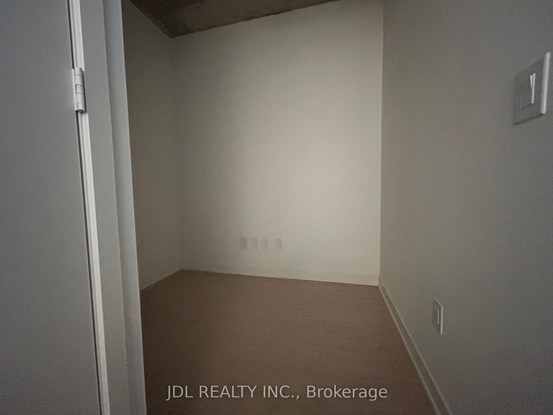 2 Bedrooms Condo at 65 Mutual, Toronto For sale