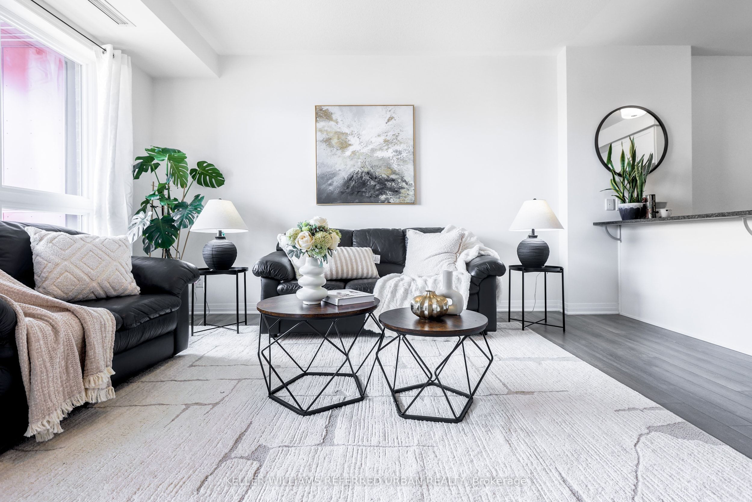 2 Adam Sellers Street, #206