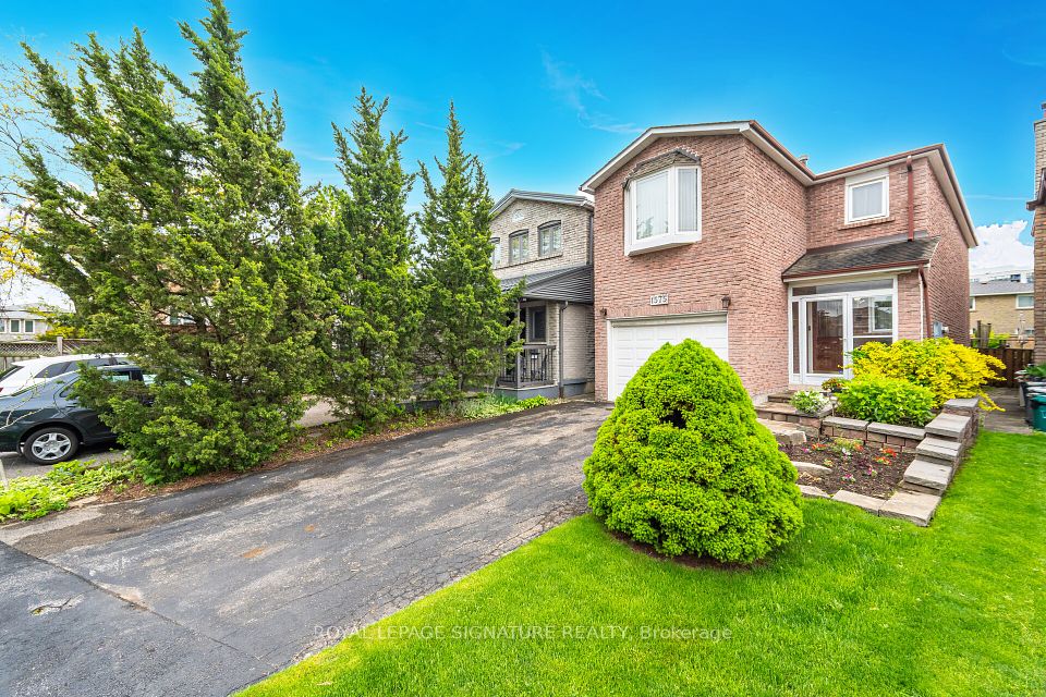 1575 Dewberry Crescent, Mississauga, ON L4W 3B6