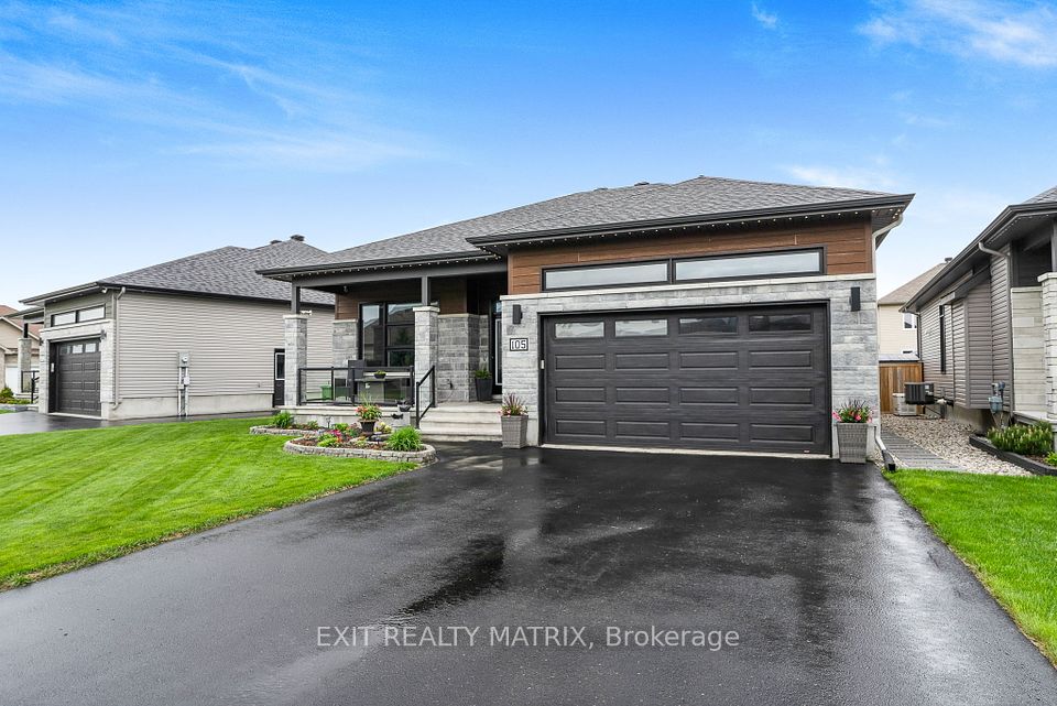105 Lyon Street, Russell, ON K0A 1M0