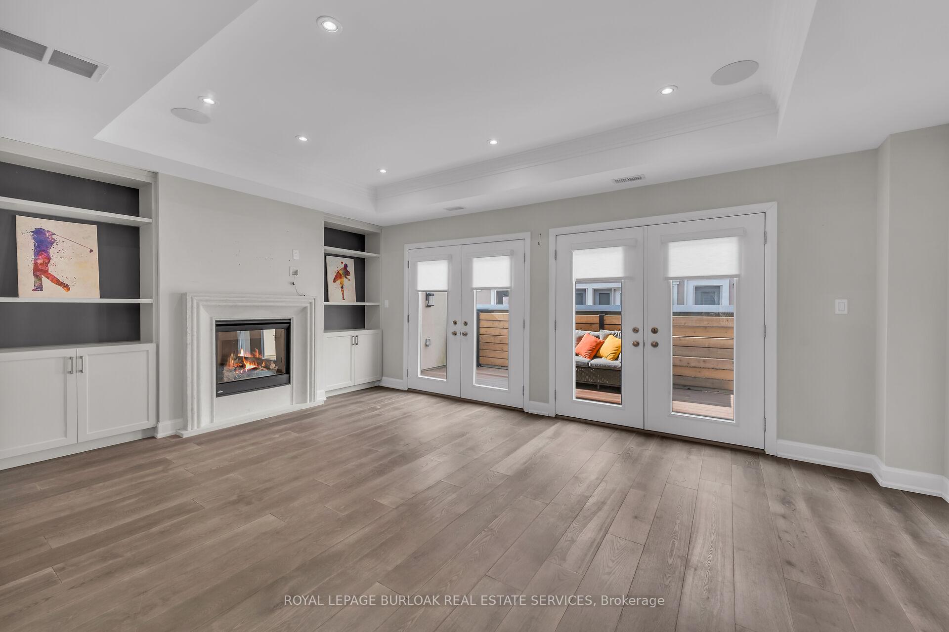 3 Bedrooms Condo at 509 Elizabeth,  Burlington For sale