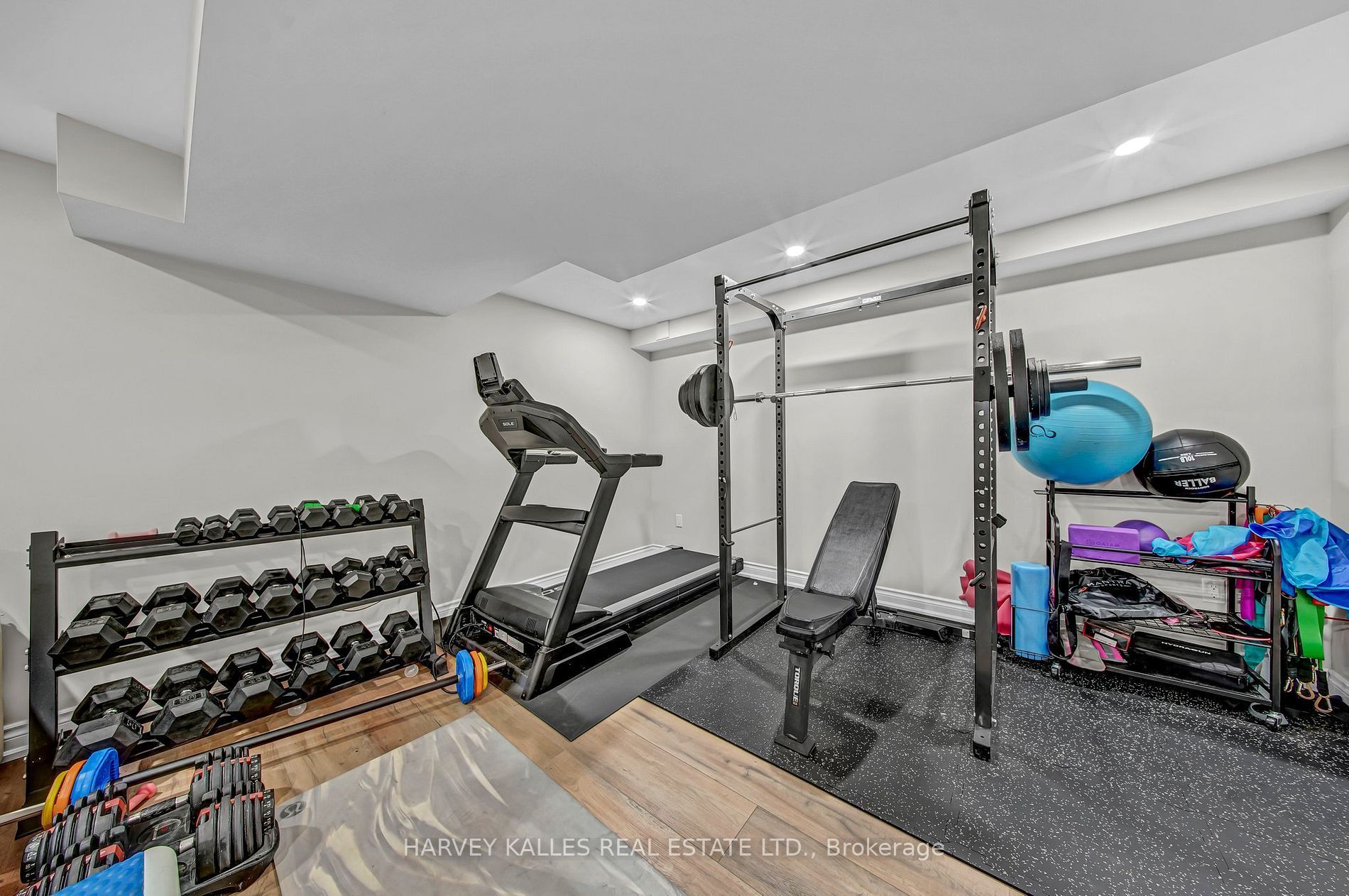 106 Shoreview Place