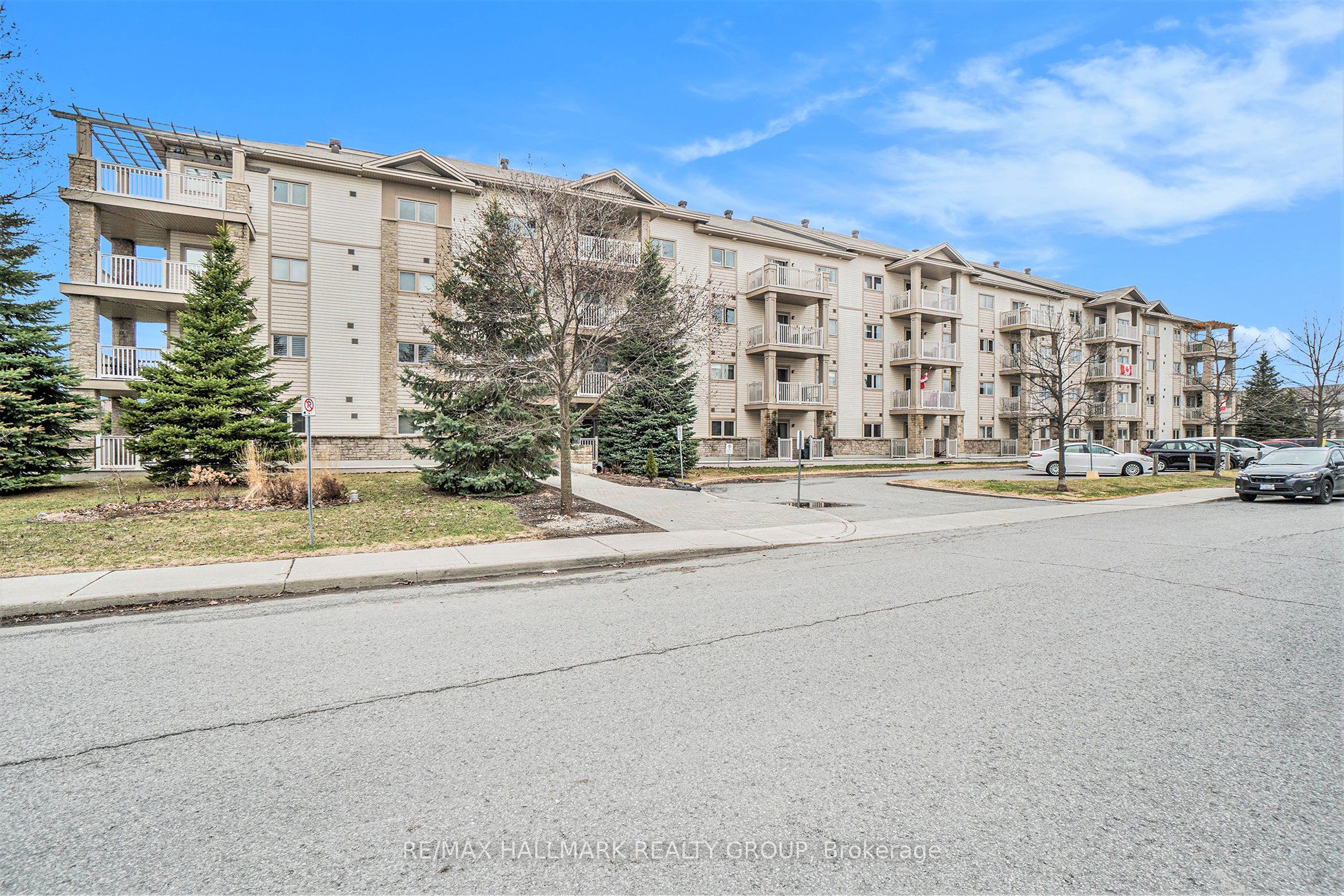 #211 - 151 Potts Private, OrleansCumberlandandArea, ON K4A 0V7