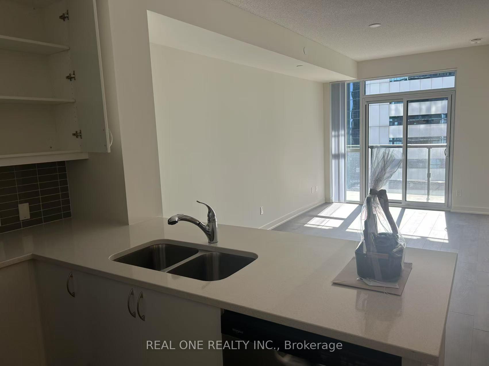 2 Bedrooms Condo at 4955 Yonge,  Toronto For sale