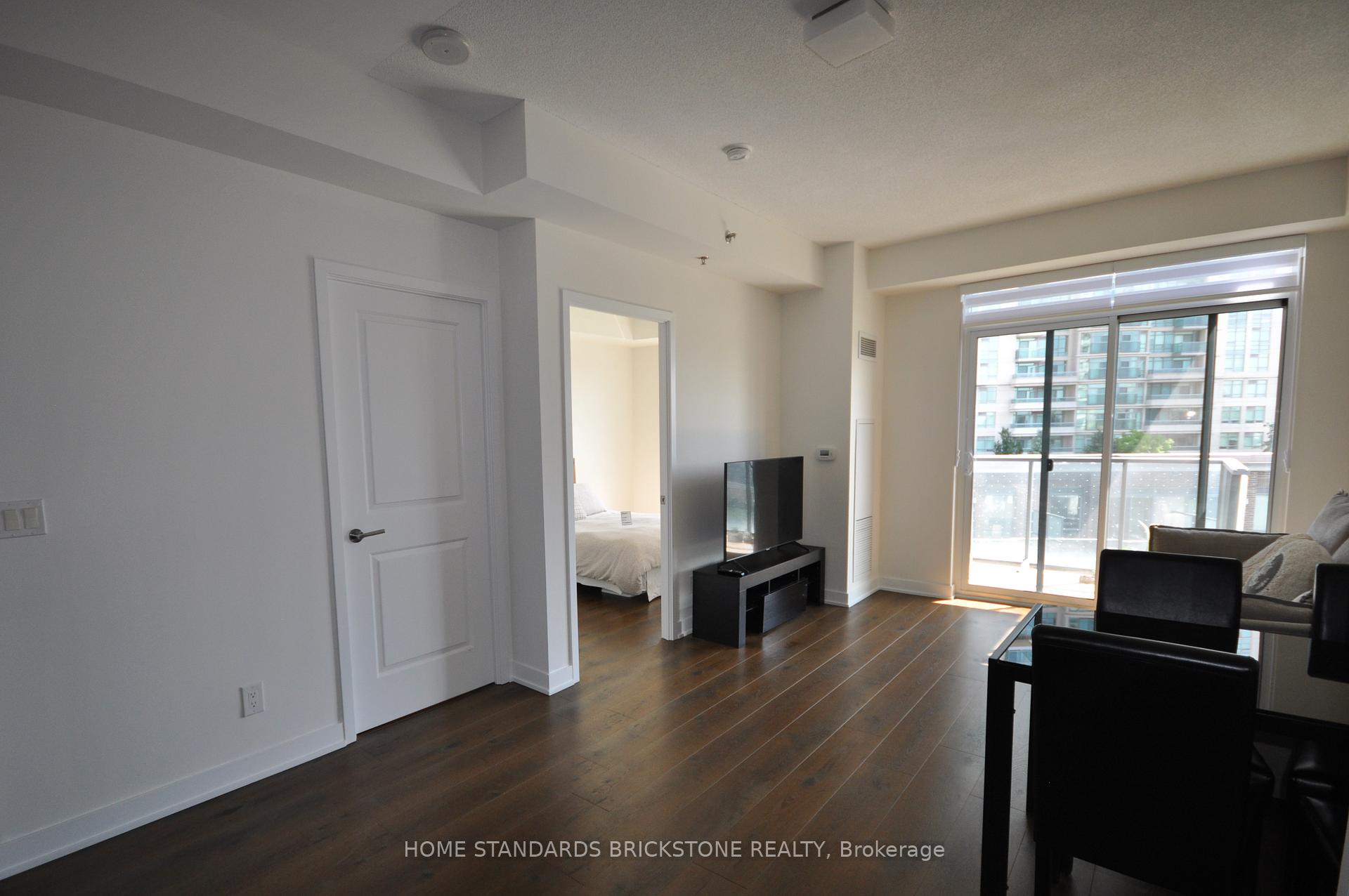 2 Bedrooms Condo at 195 Bonis, Toronto For sale