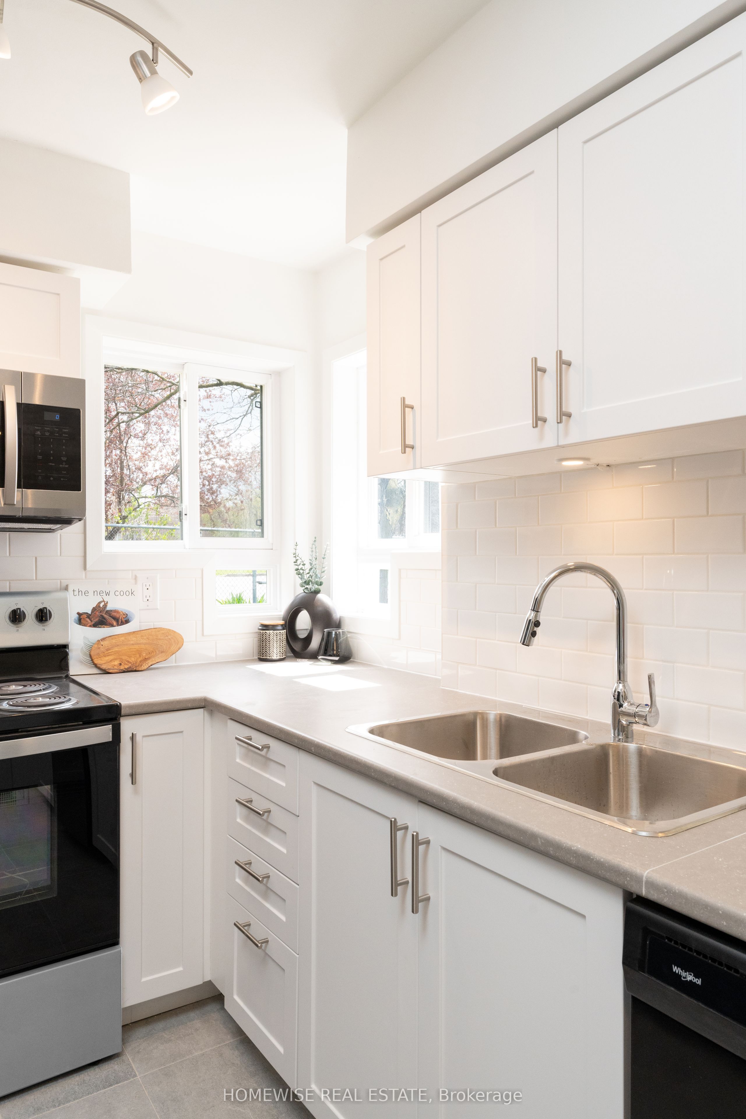 240 Ormond Drive, #D11