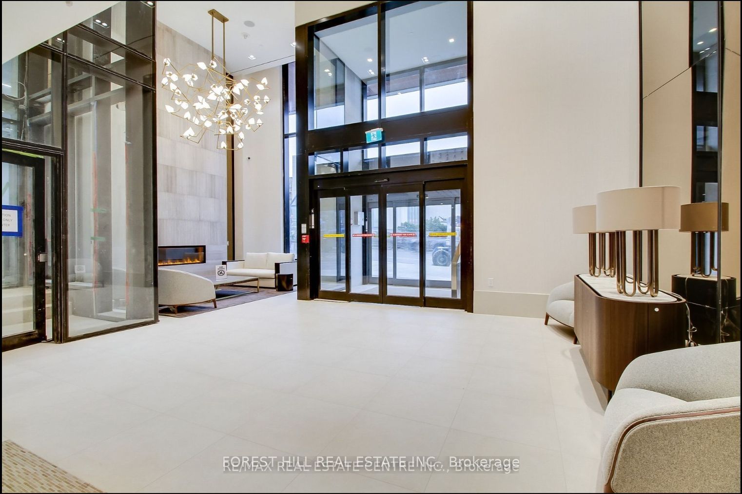 2020 Bathurst Street, #211