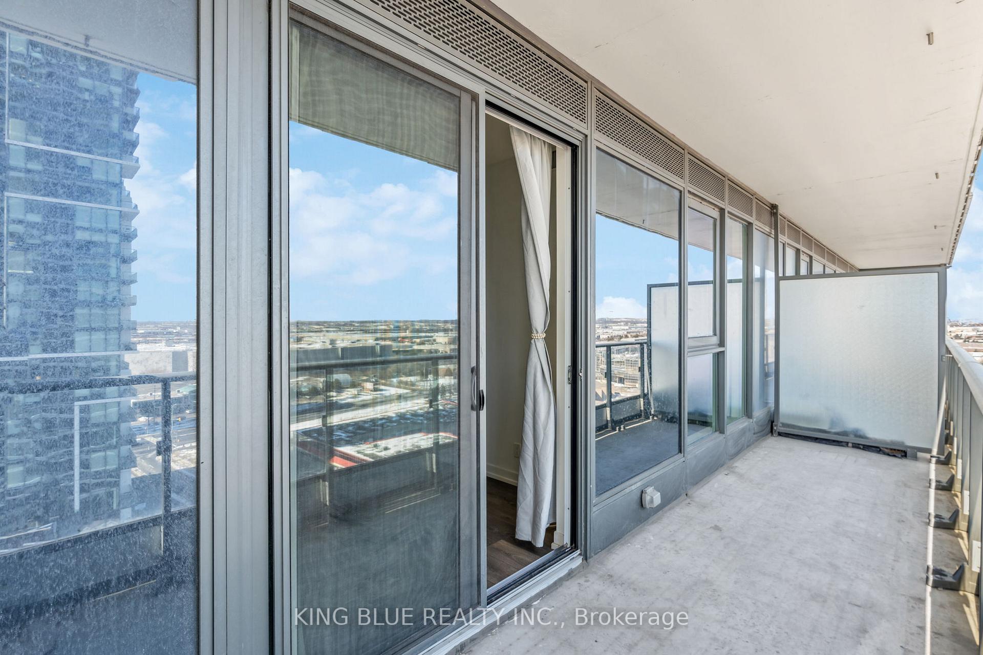 2 Bedrooms Condo at 950 Portage,  Vaughan For sale
