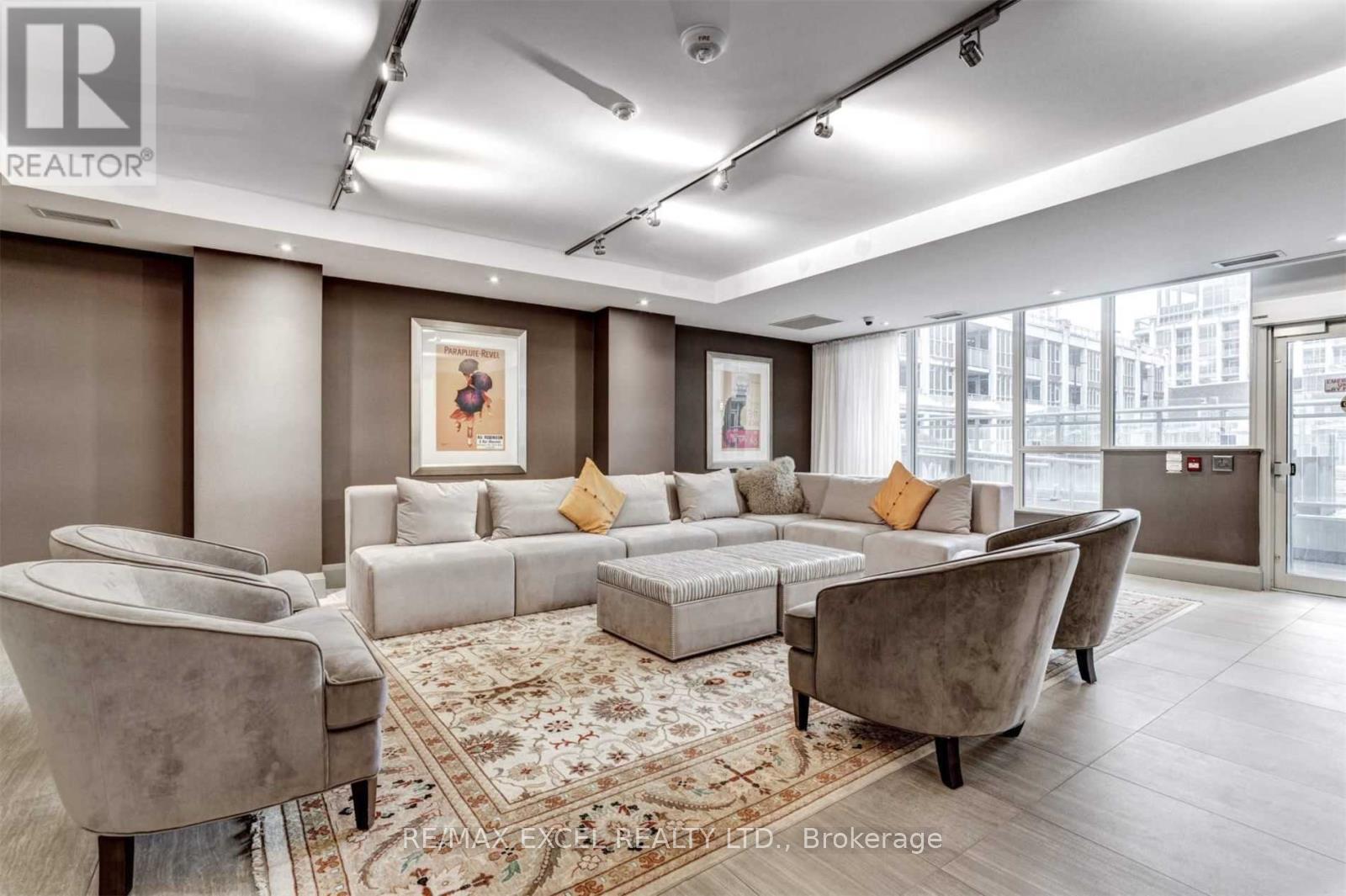 2 Bedrooms Condo at 38 Grand Magazine, Toronto For sale