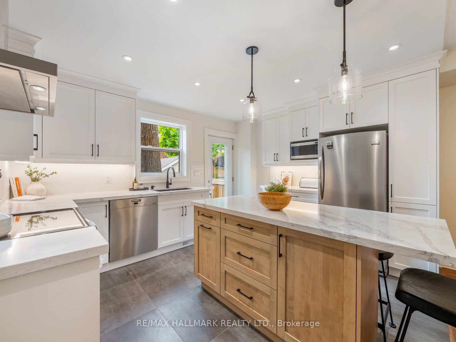 68 Bellhaven Road