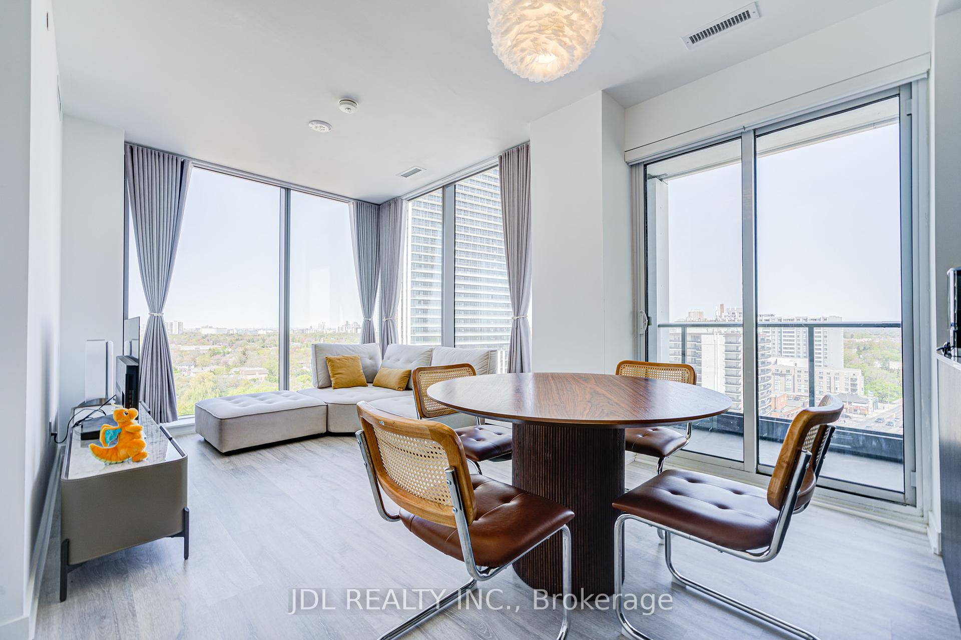 2 Bedrooms Condo at 8 Olympic Garden, Toronto For sale