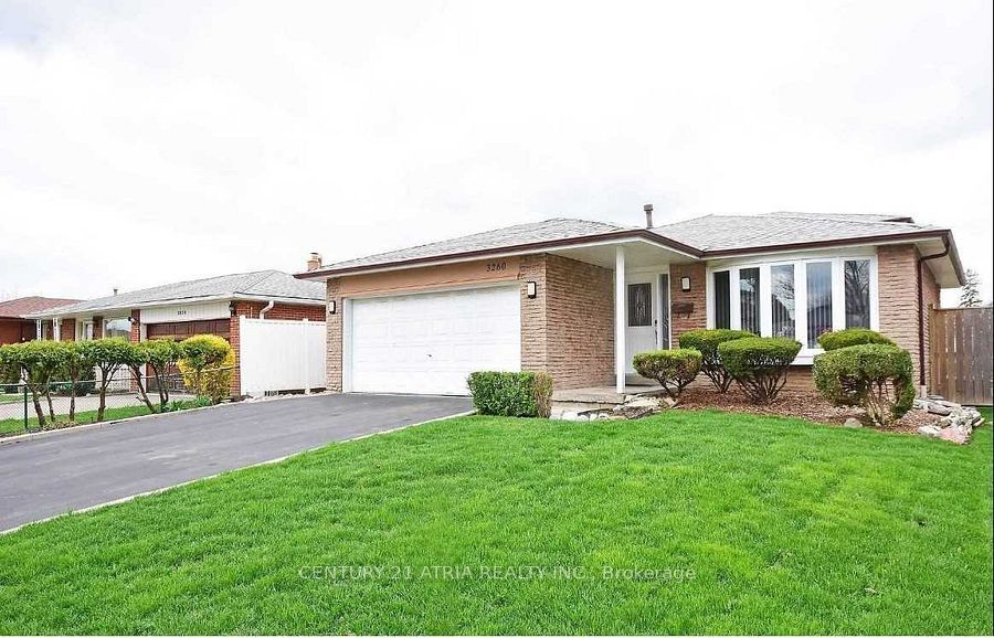 3260 Oakglade