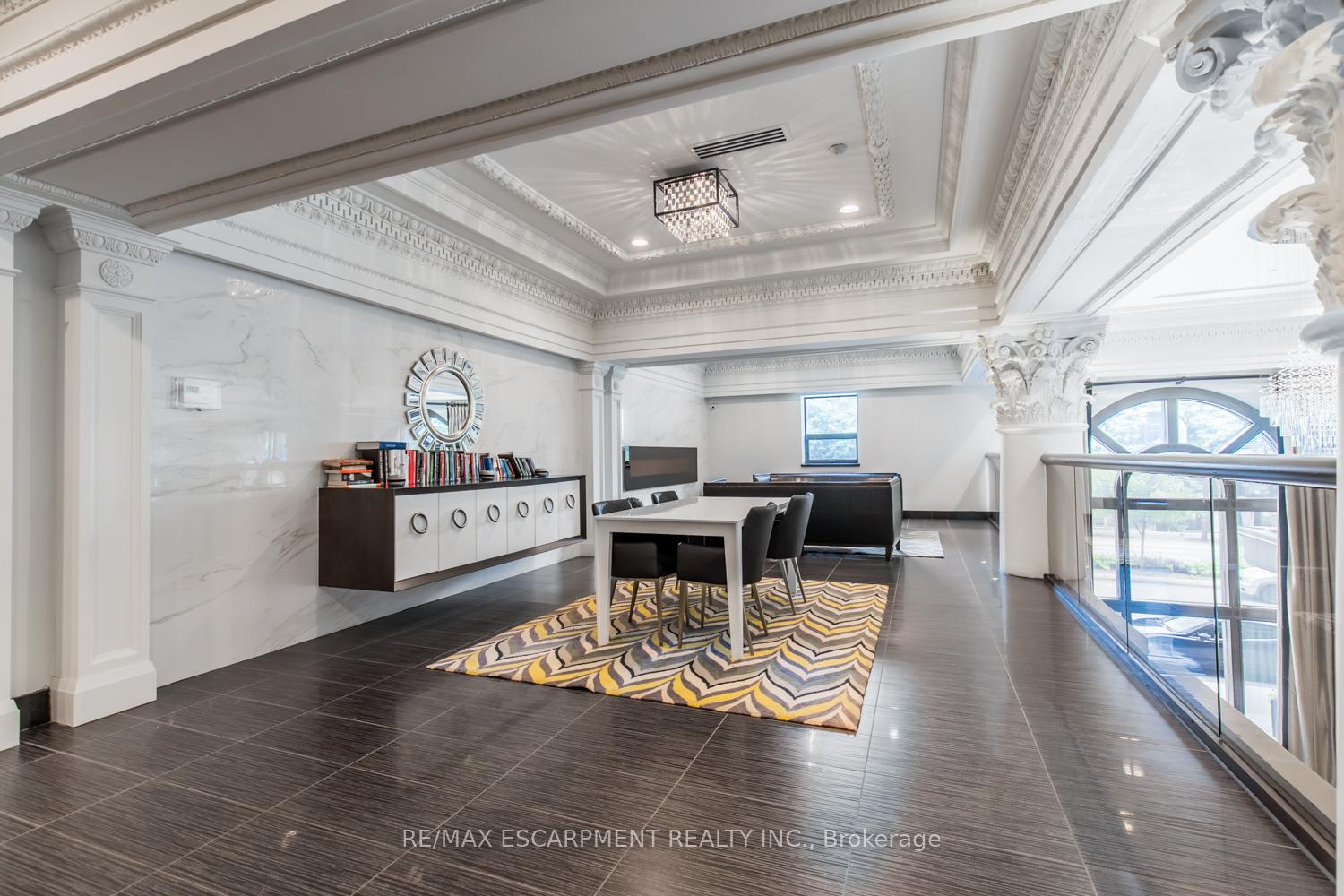 1 Bedroom Condo at 112 King,  Hamilton For sale
