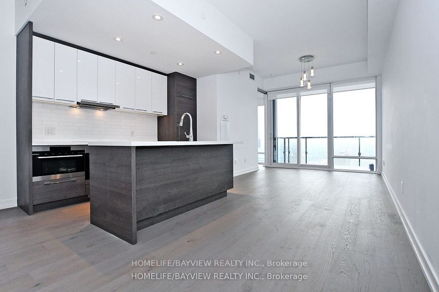 #3503 - 488 University Avenue, Toronto, ON M5G 0C1