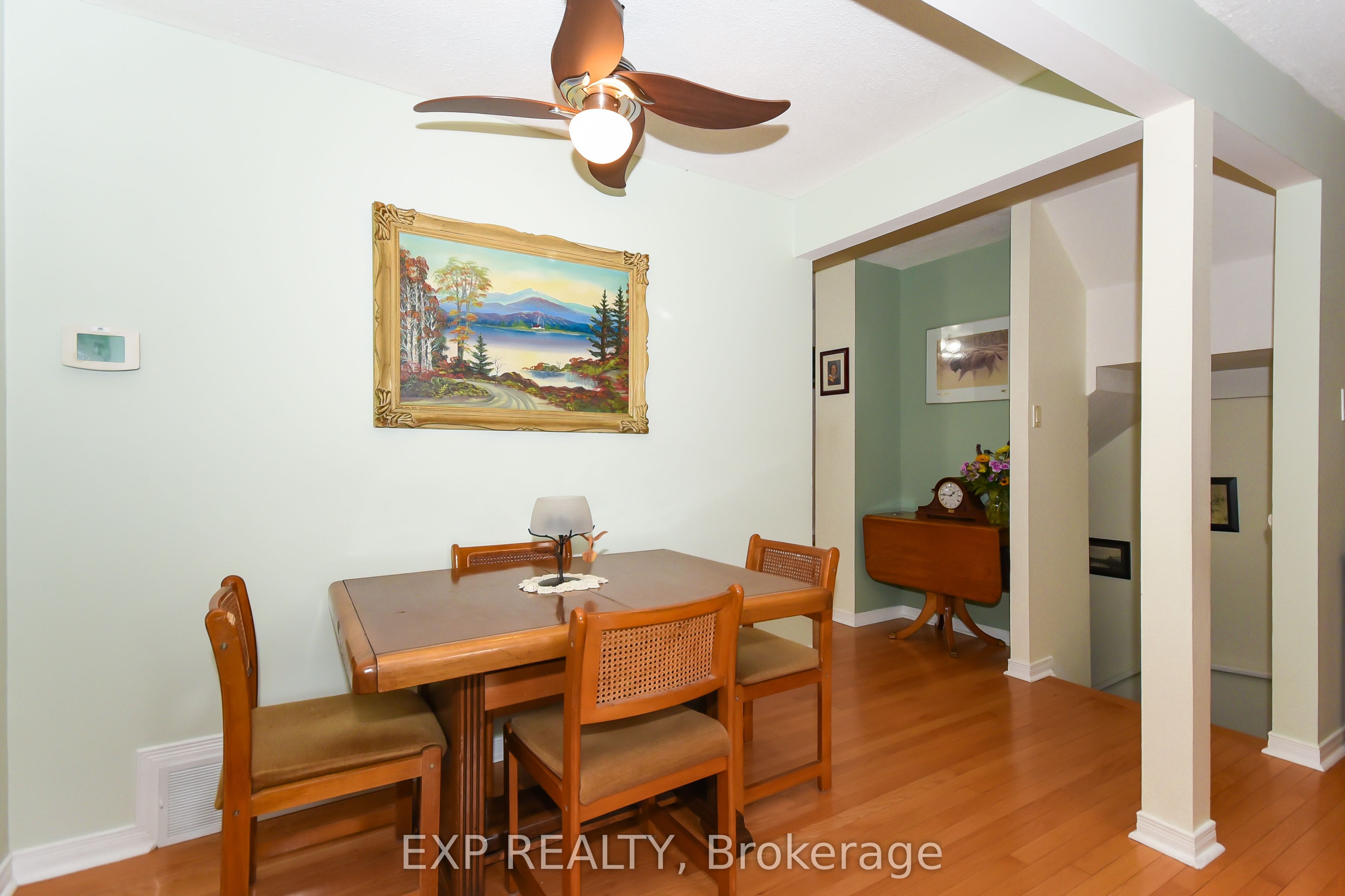 1627 Meadowbrook Road, CyrvilleCarsonGrovePineview, ON K1B 4W6