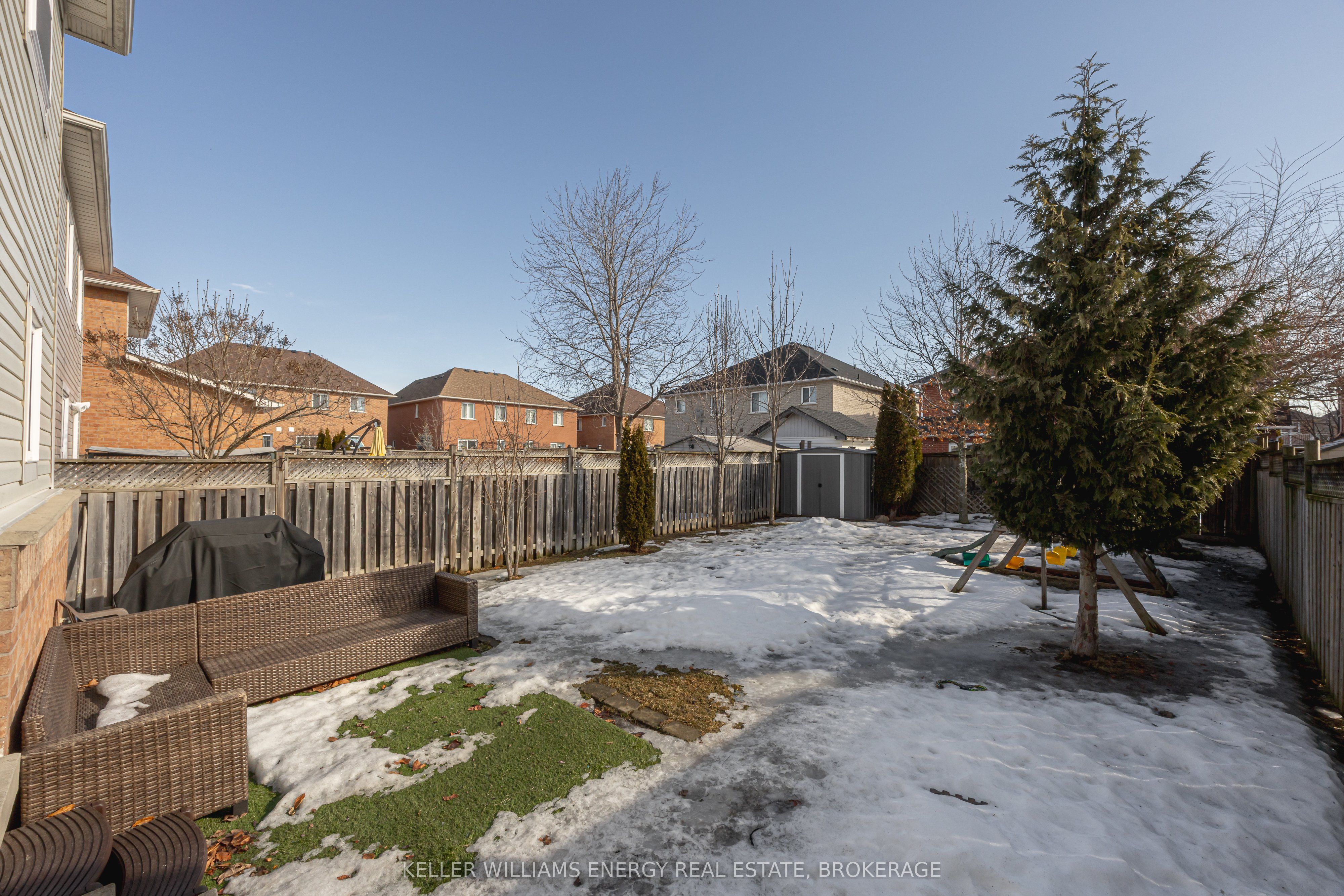 112 Rich Crescent