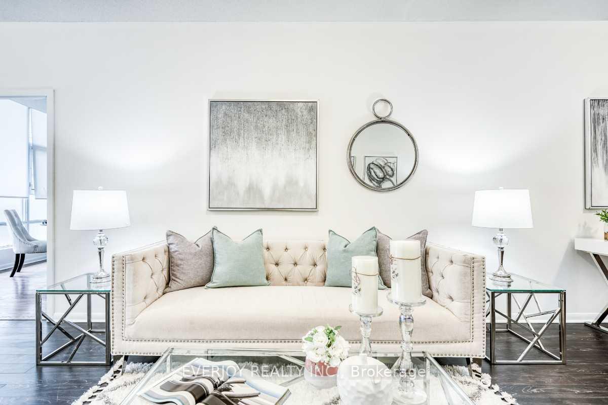 1 Bedroom Condo at 96 St Patrick,  Toronto For sale