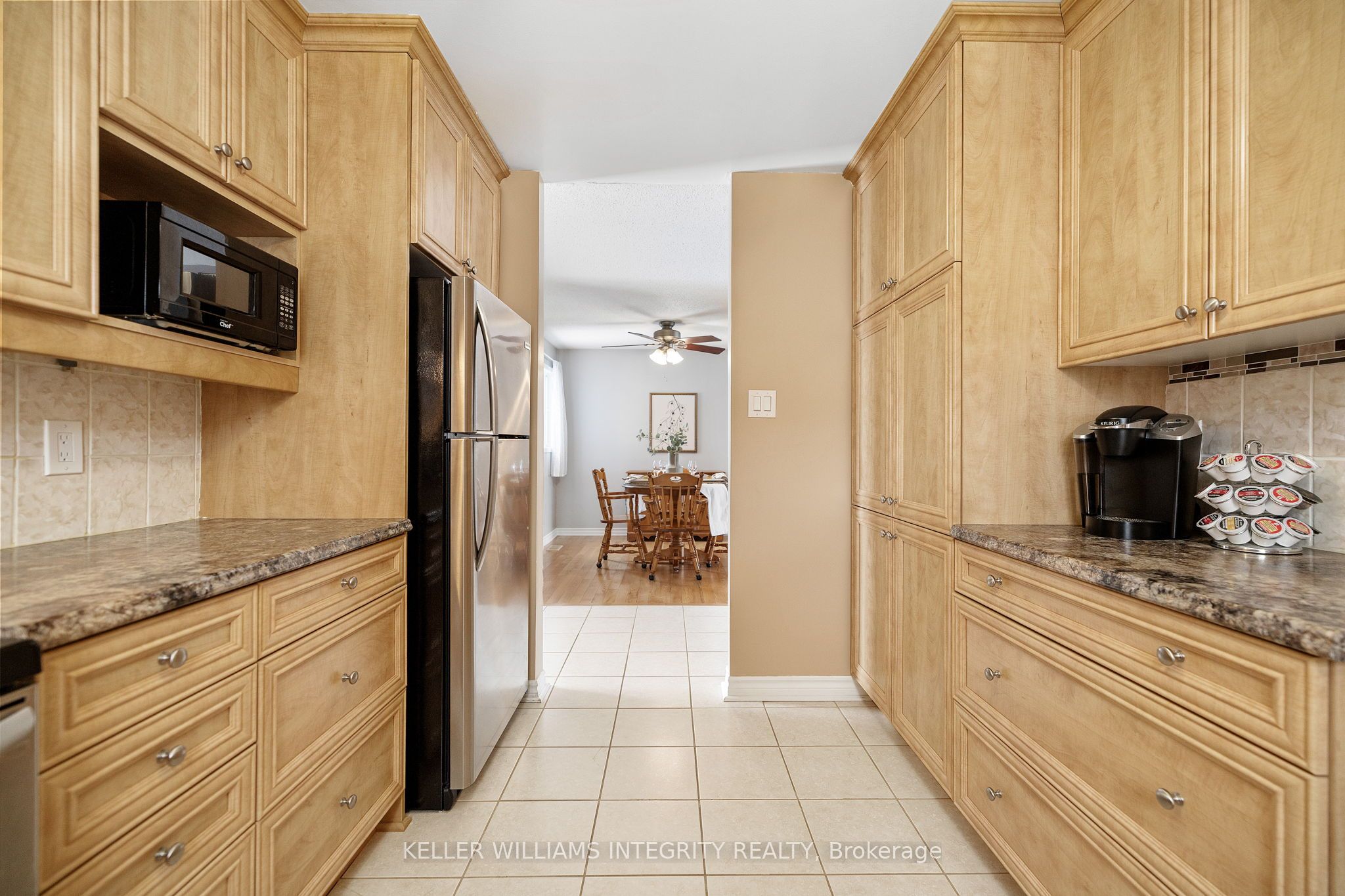 1490 Meadowbrook Road, CyrvilleCarsonGrovePineview, ON K1B 5C3