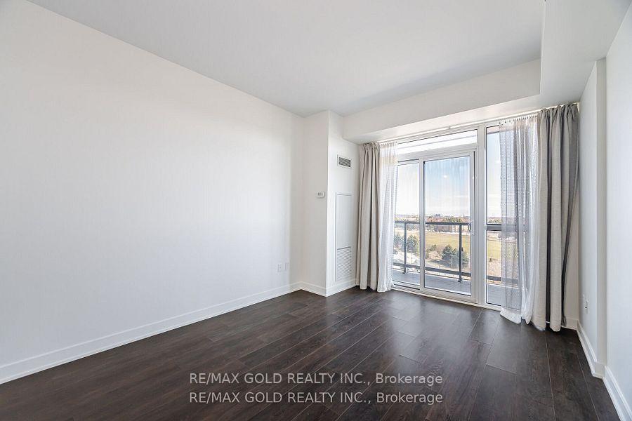 2 Bedrooms Condo at 4633 Glen Erin, Mississauga For sale