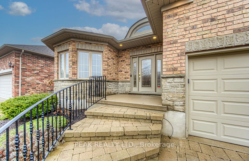 26 Orchard Way, Wilmot, ON N3A 4P7