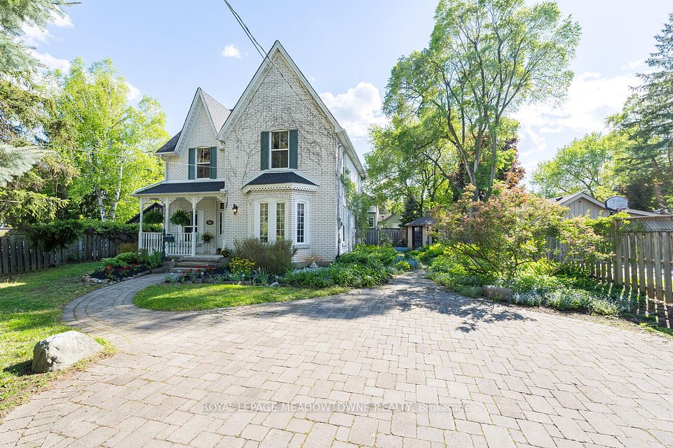 26 Confederation Street, Halton Hills, ON L7G 3R6