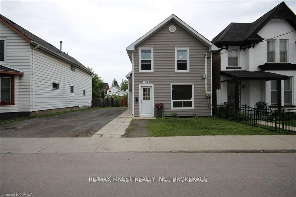 219 Montreal