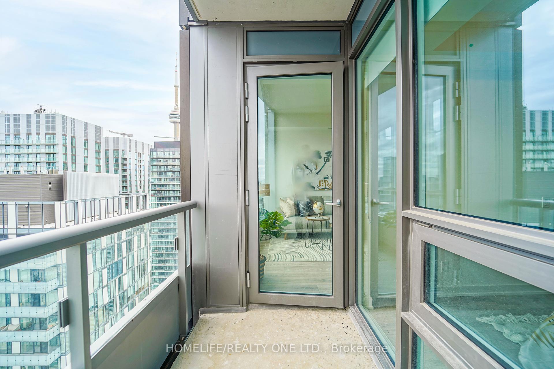 1 Bedroom Condo at 108 Peter, Toronto For sale