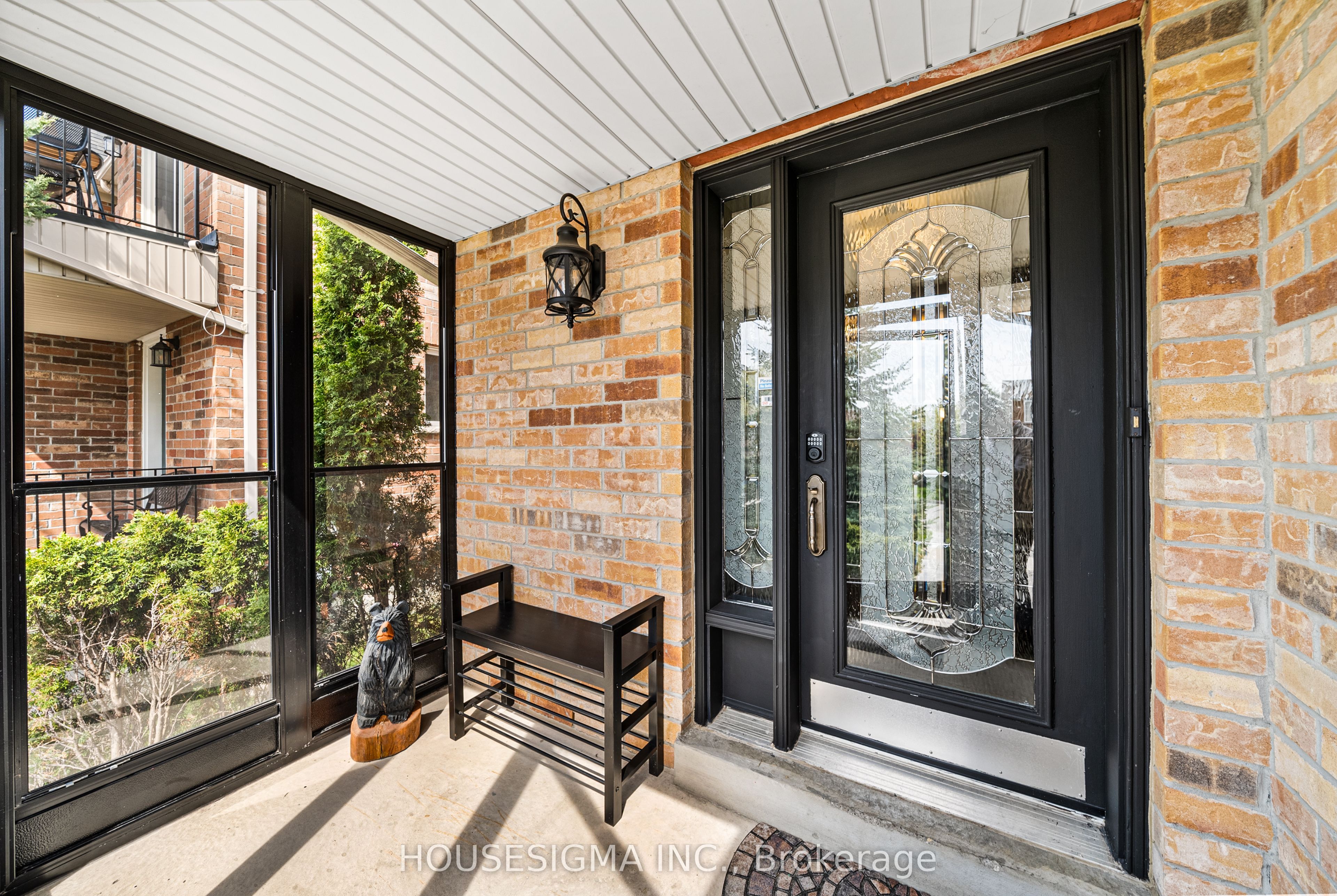 128 Long Point Drive, Richmond Hill, ON L4E 3Z7