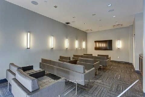 775 King Street W, #616
