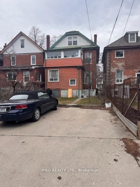 39 Humberside Avenue