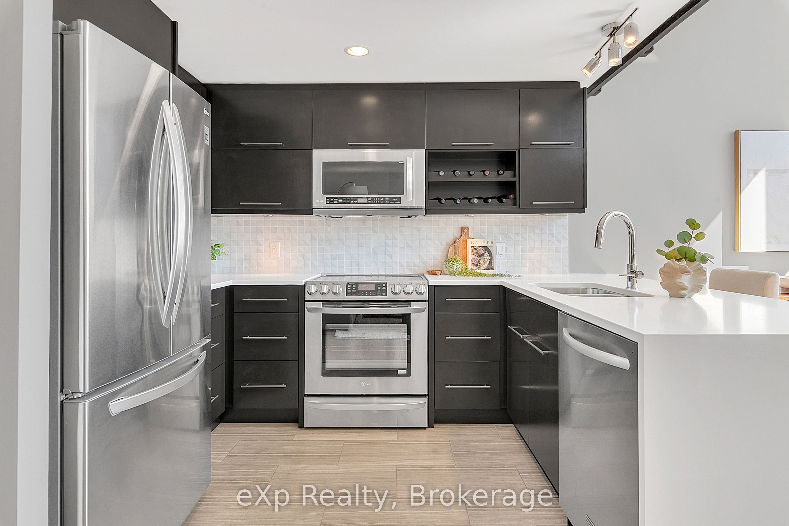 5 Father David Bauer Drive, #402