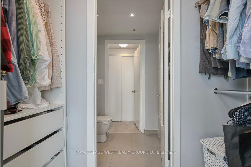 1 Bedroom Condo at 51 Lady Bank, Toronto For sale