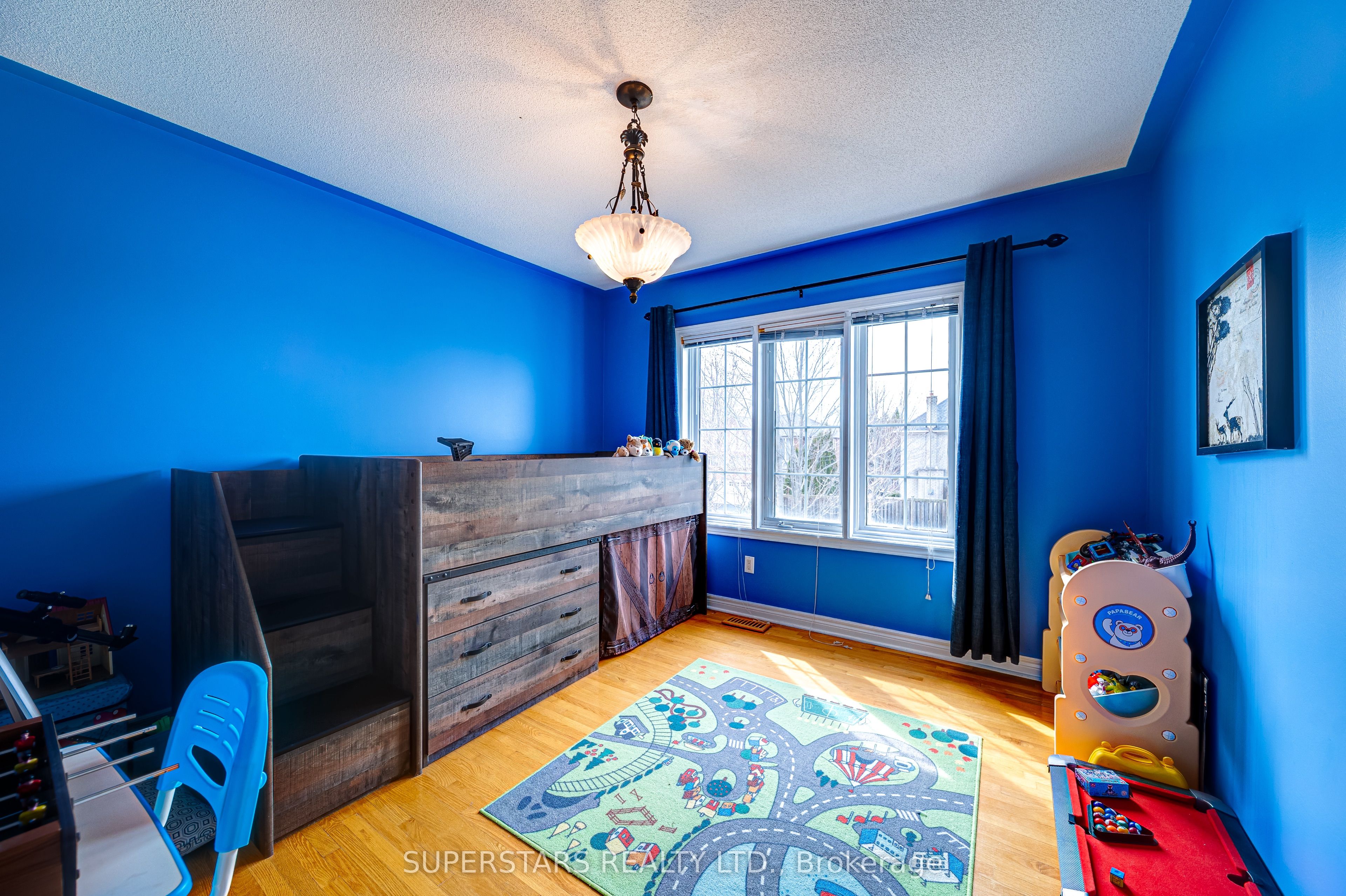 207 Frank Endean Road