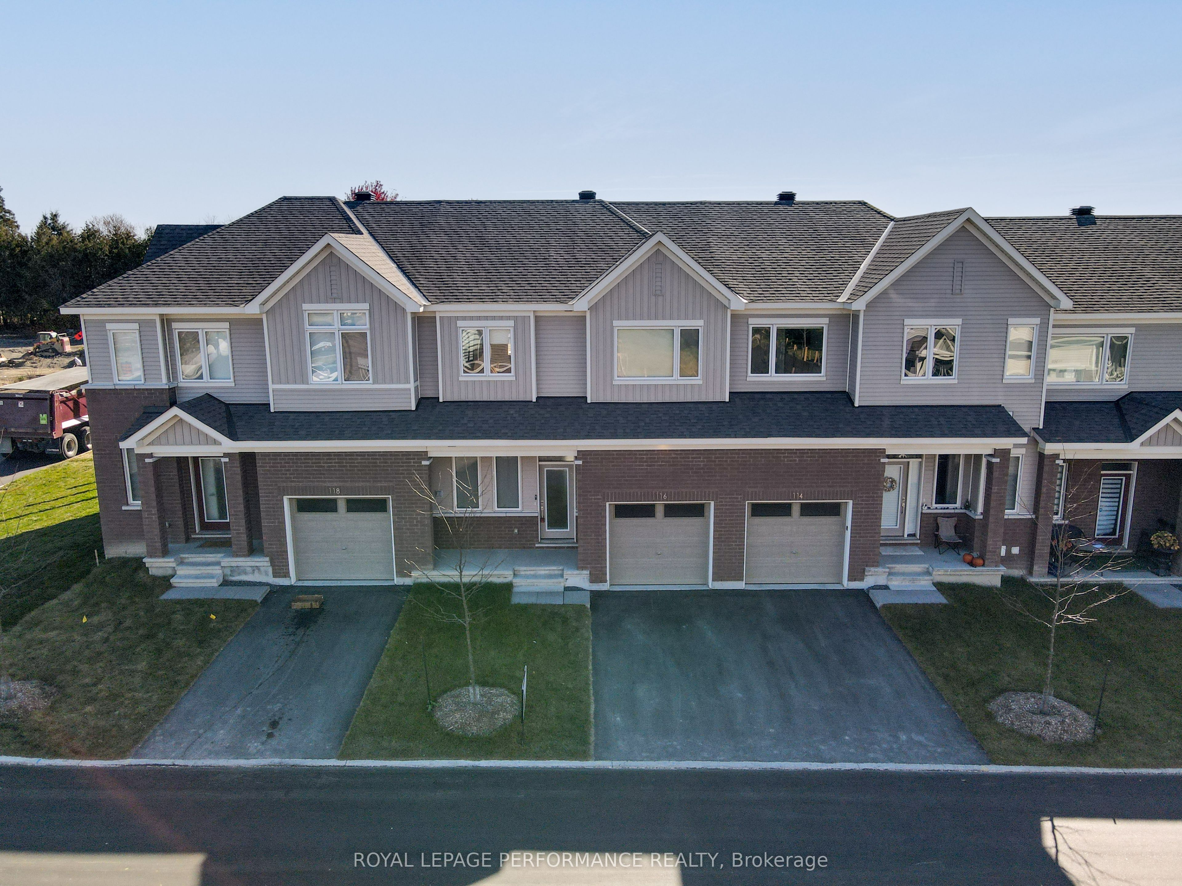 116 PIZZICATO Street, OrleansConventGlenandArea, ON K1W 0S2