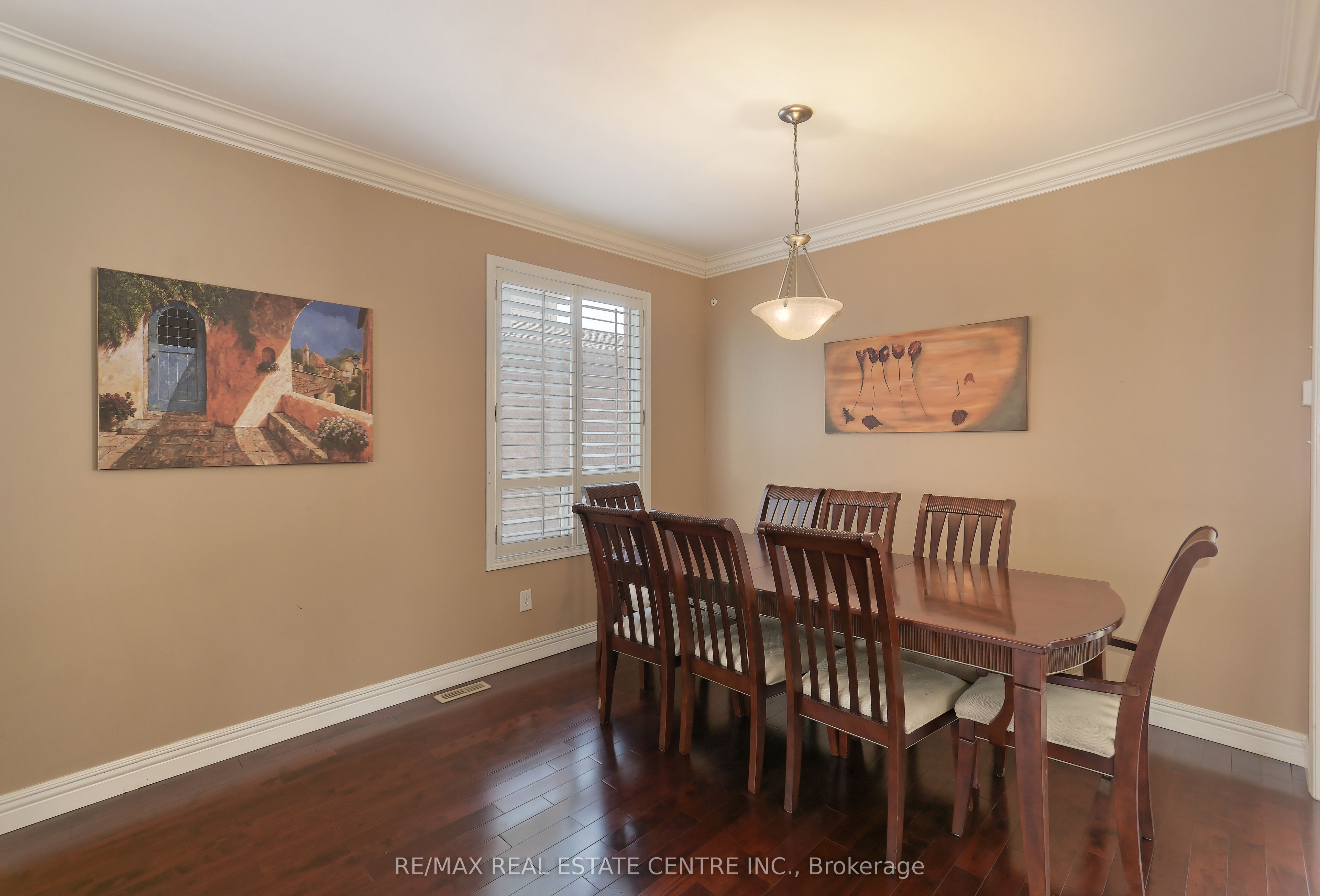 1399 Marshall Crescent